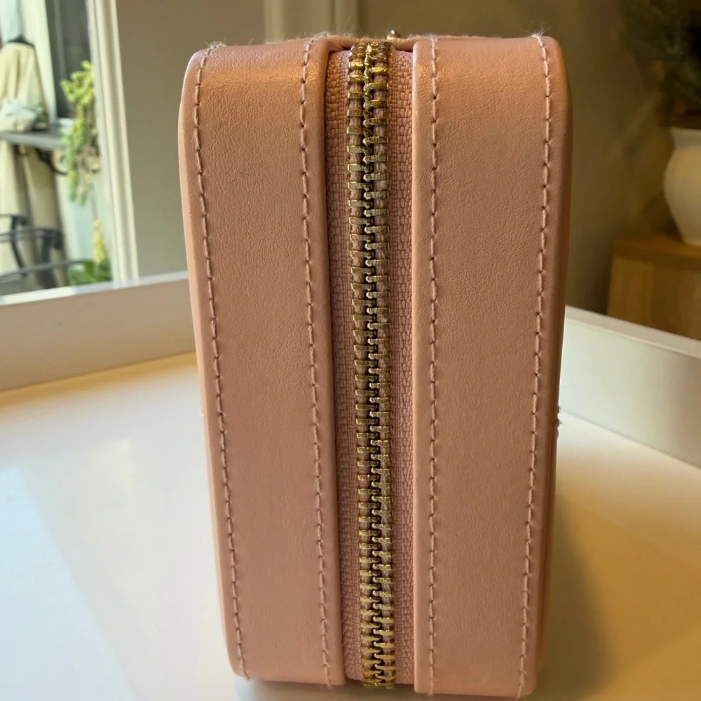 WOLF Pink and Tan Travel Jewelry Organizer - Picture 11 of 14